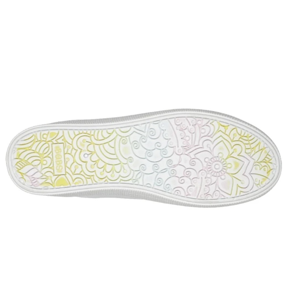 BOBS B Extra Cute -
2Cute4U slip on sneakers in white.
NWOT - Picture 5 of 5